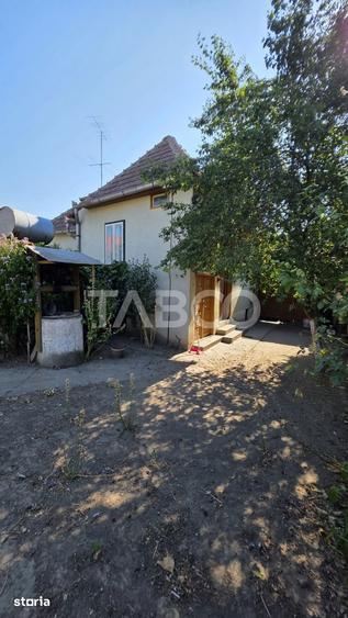 Casă cu 2 camere cu Teren 720 Mp în Central