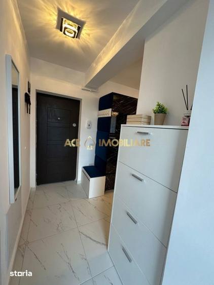 Apartament cu 3 camere, mobilat în Central