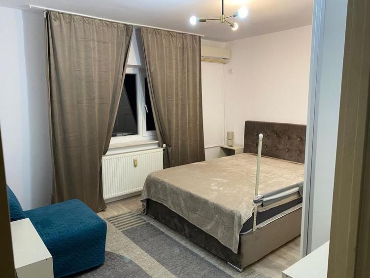 Apartament cu 2 camere decomandat în 13 Septembrie