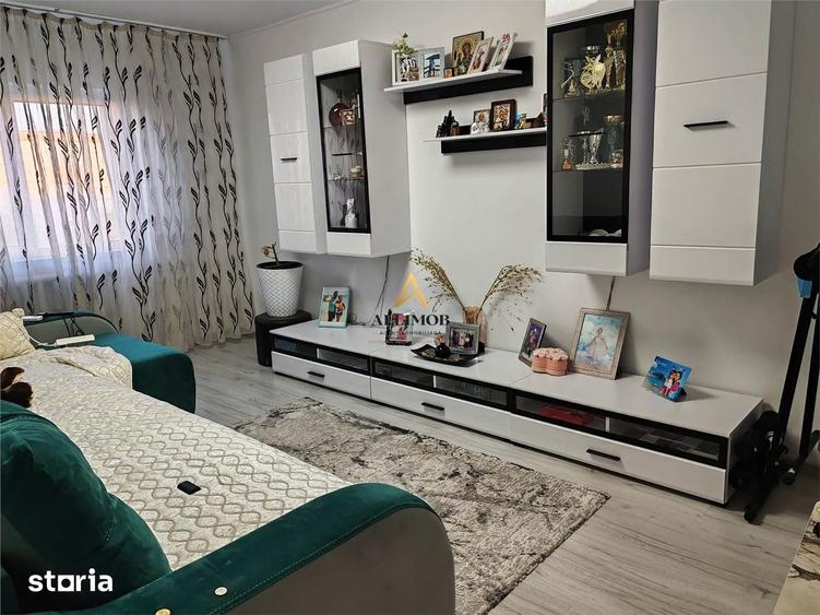 Apartament cu 2 camere decomandat în Mărășești