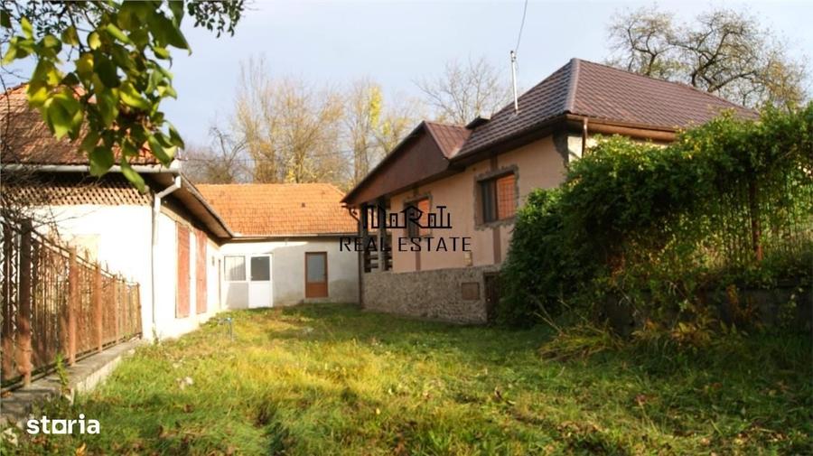 Casă cu 3 camere în Ionești