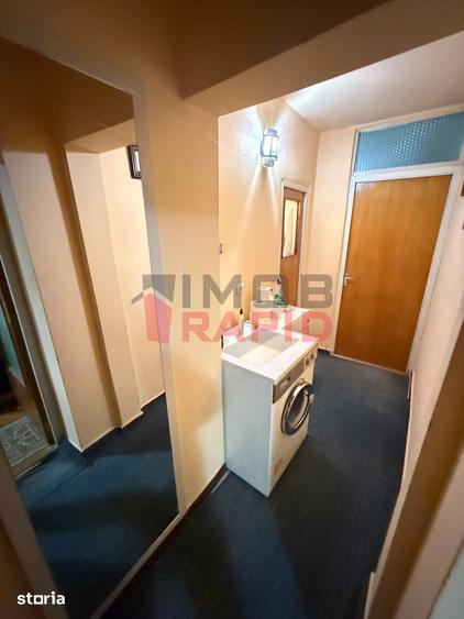 Apartament cu 3 camere semidecomandat în Central