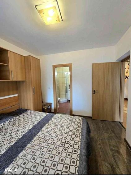Casă cu 4 camere în Vlădești