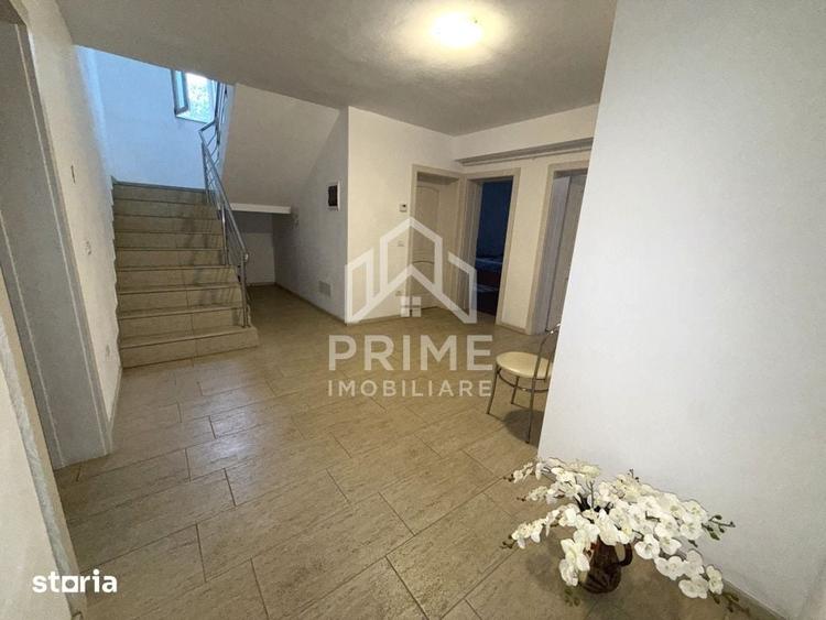 Casă cu 8 camere cu Teren 1200 Mp în Micești