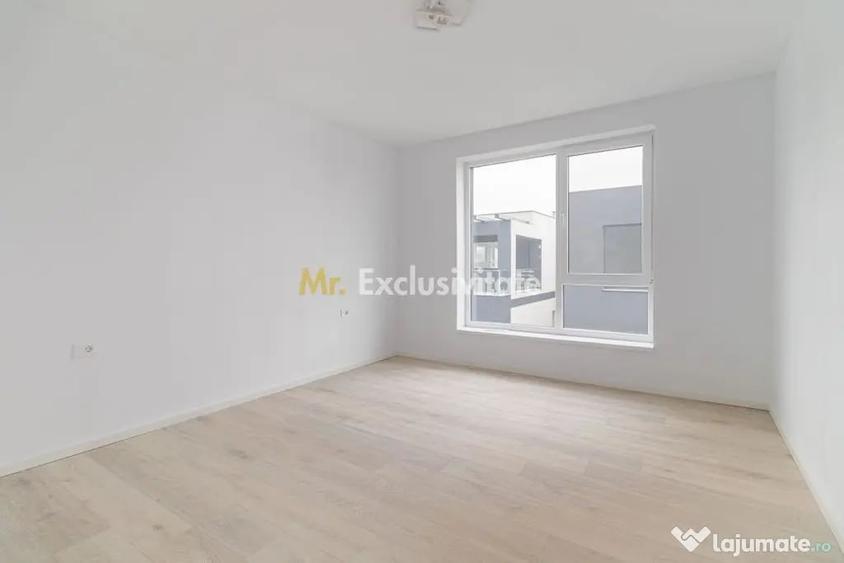 Apartament cu 5 camere semidecomandat în 1 Decembrie