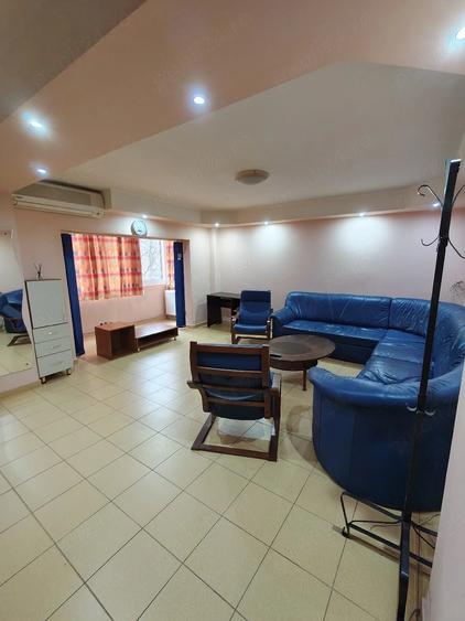 Apartament cu 2 camere decomandat în Vitan