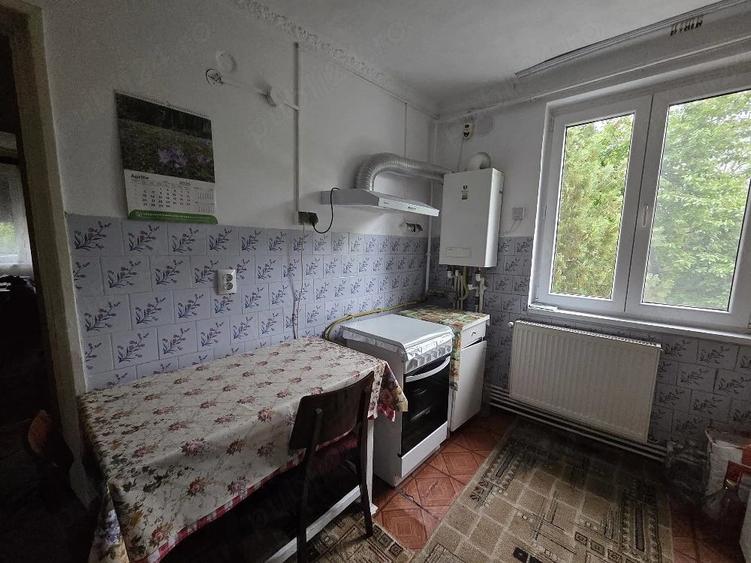 Apartament cu 2 camere semidecomandat în Sud