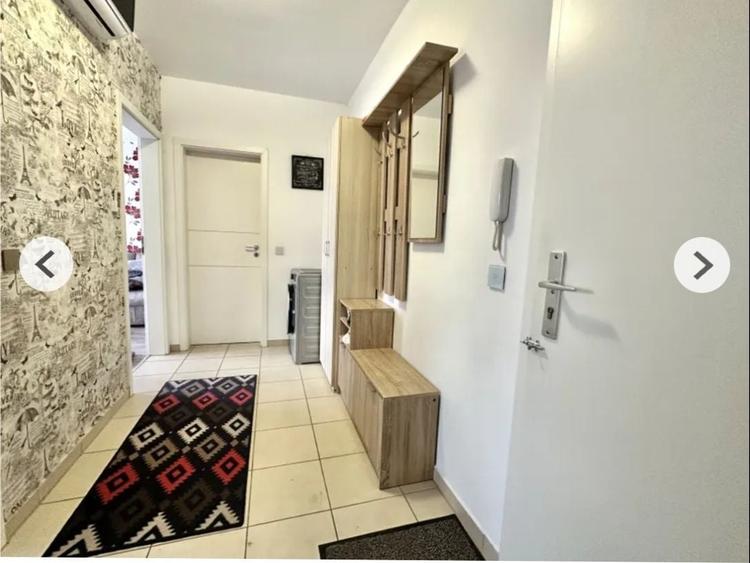 Apartament cu 2 camere decomandat în Bartolomeu