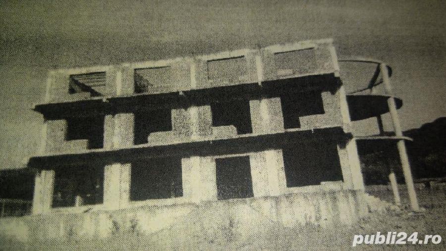 Casă cu Teren 4500 Mp în Crăcăoani
