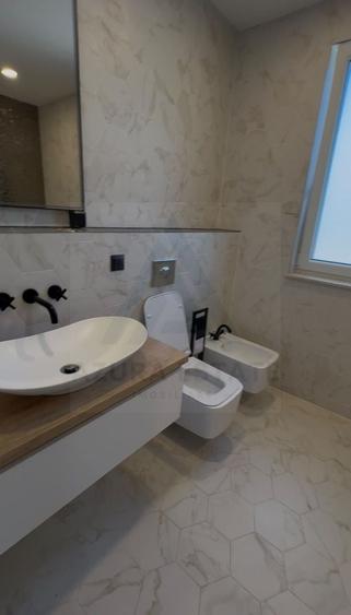 Apartament cu 3 camere circular, mobilat în Exterior Est