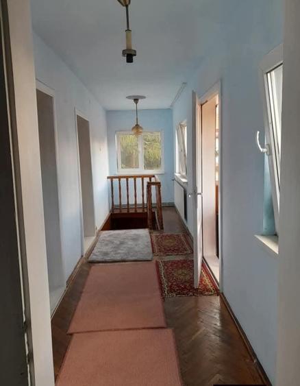 Casă cu 4 camere cu Teren 323 Mp în Central