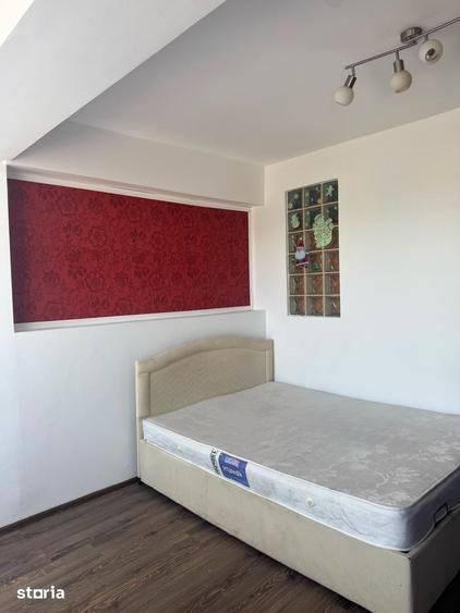 Apartament cu 3 camere în IAR