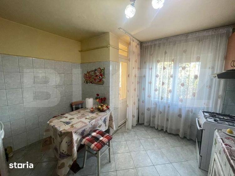 Apartament cu 3 camere decomandat în 1 Mai