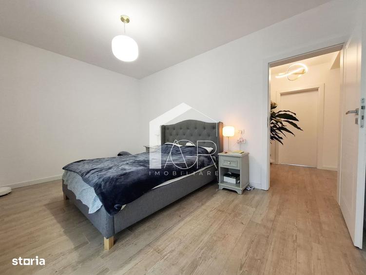 Casă cu 4 camere cu Teren 500 Mp în Păulești