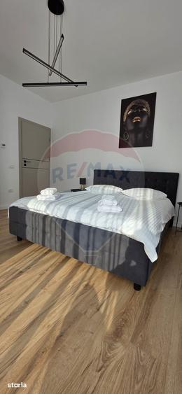 Casă cu 4 camere cu Teren 250 Mp în Central