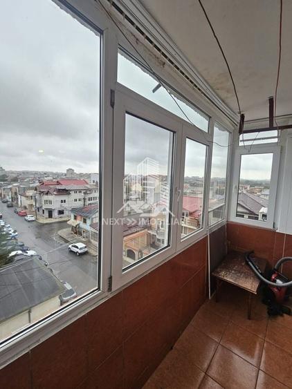 Apartament cu 2 camere semidecomandat, mobilat în Tomis Mall