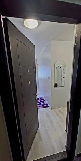 Garsonieră decomandată în Frații Golești