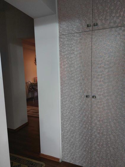 Apartament cu 3 camere decomandat în Petros