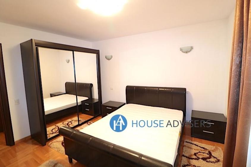 Apartament cu 3 camere, mobilat în Universitate