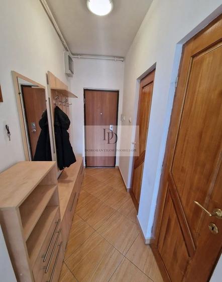 Apartament cu 4 camere decomandat, mobilat în Zorilor