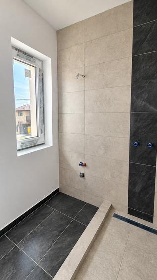 Casă individuală cu 4 camere cu Teren 400 Mp în Berceni
