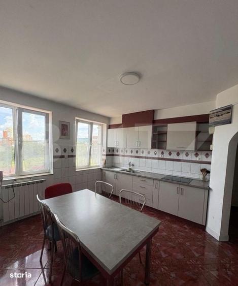 Apartament cu 4 camere în Central