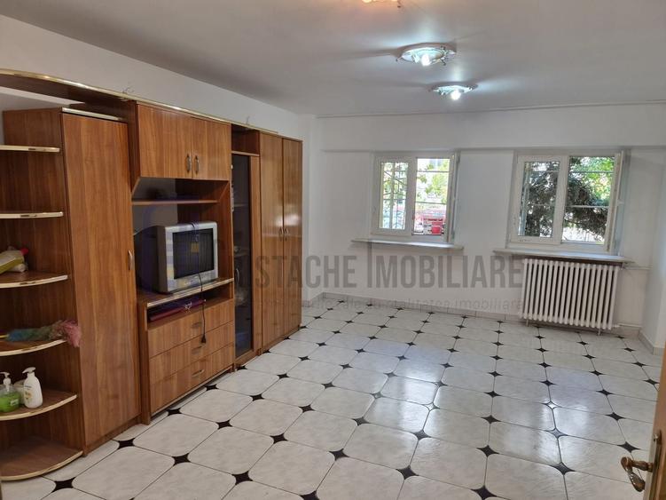 Spatiu birou | PARTER | 3 camere | 2 bai | Calea Calarasilor - 7