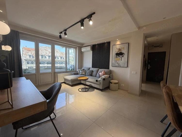 Unicat in Pia?a Romana! 2 camere, 53 mp, renovat integral cu designer - 3