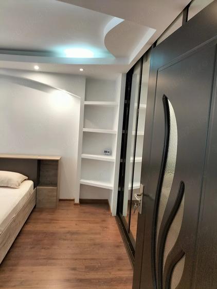 Apartament cu 2 camere decomandat în Precista