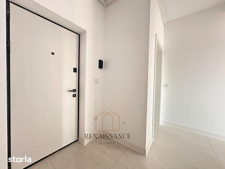 Apartament cu 3 camere decomandat în Neptun