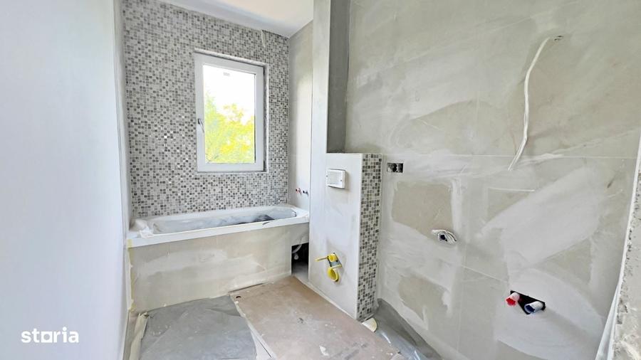 Apartament cu 3 camere decomandat în Cristian