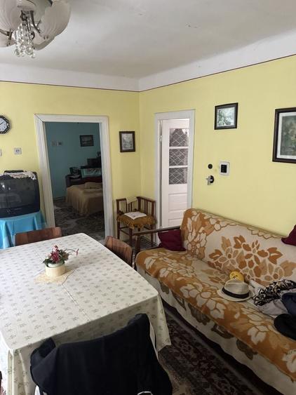 Casă cu 4 camere în Tecuci