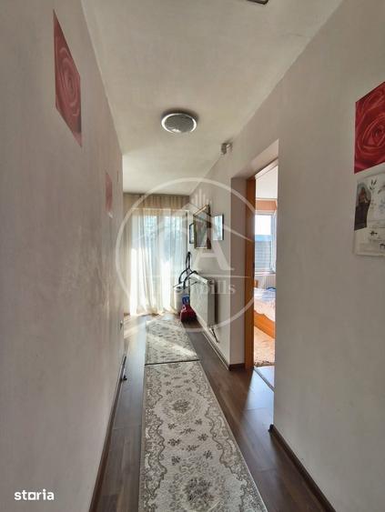 Casă cu 6 camere cu Teren 470 Mp în Episcopia Bihorului