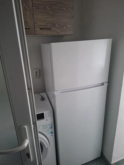Garsonieră decomandată în Piața Unirii
