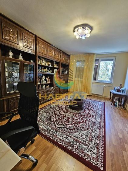 Apartament cu 3 camere decomandat în P-ța Reșița