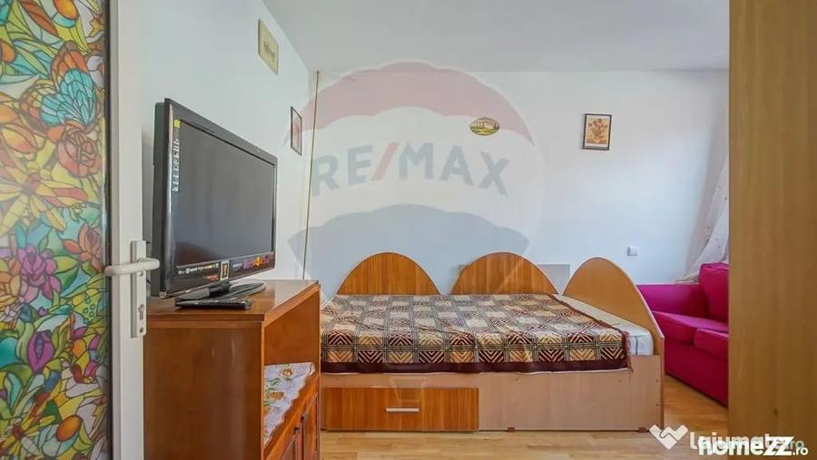 Apartament cu 4 camere decomandat în Drumul Poienii