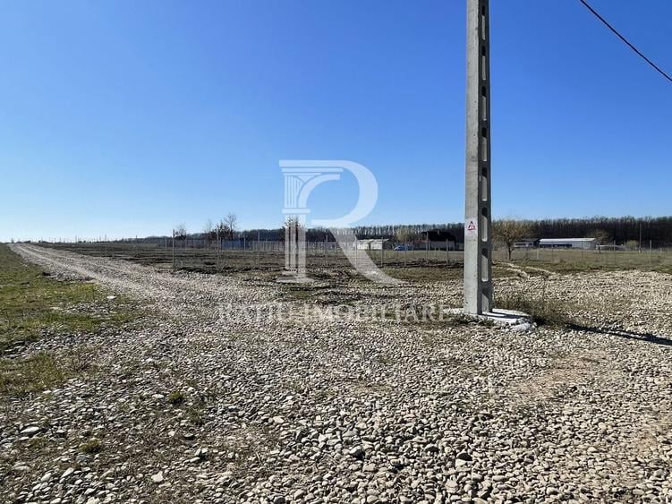 Teren Construcții intravilan de 543 mp, în Păușa