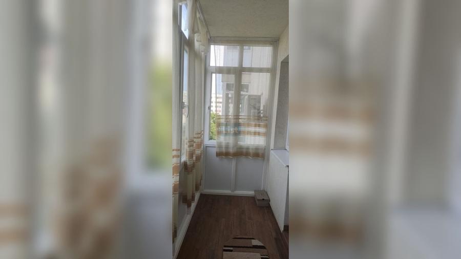 Garsonieră decomandată, mobilată în Păcii