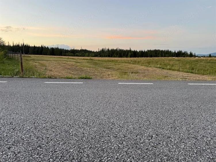 Teren Construcții intravilan de 4800 mp, în Poiana Stampei