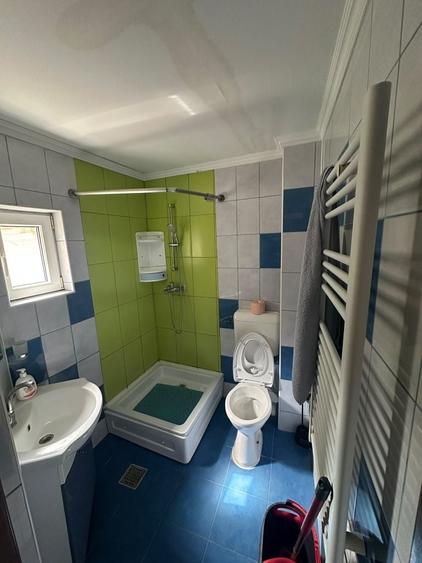 Casă cu 3 camere în Central