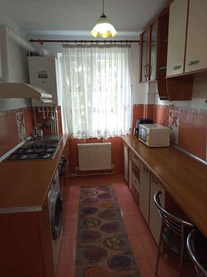 Apartament cu 2 camere decomandat în Exterior Vest