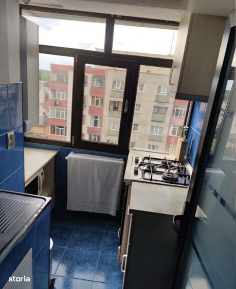 Apartament cu 3 camere decomandat în Găvana