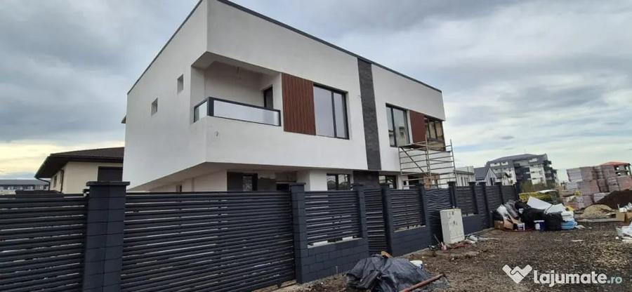 Casă cu 4 camere cu Teren 179 Mp în Chiajna