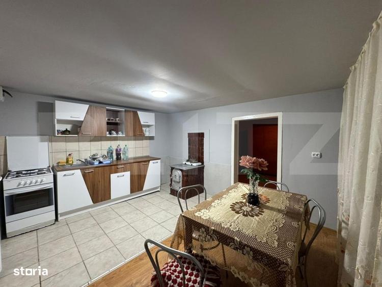 Casă cu 4 camere cu Teren 5594 Mp în Central