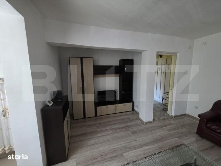 Apartament cu 3 camere decomandat în Piața Centrală