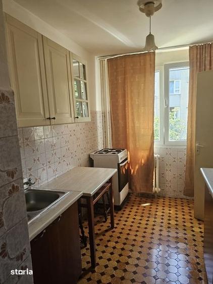 Inchiriez apartament 3 camere - 7
