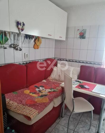Apartament cu 3 camere decomandat în Inel I