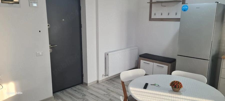 Garsonieră decomandată în Central