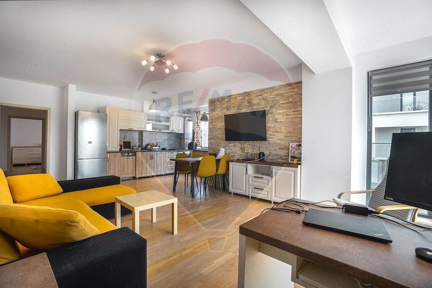 Apartament cu 3 camere decomandat în Blumăna