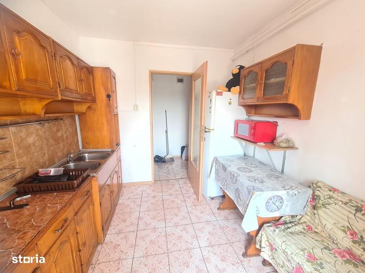 Apartament cu 2 camere semidecomandat în Est